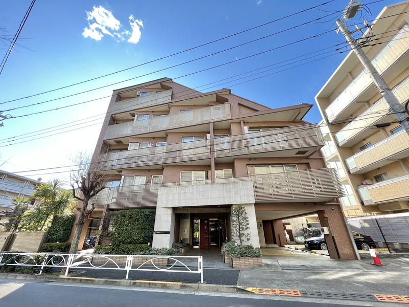 コンフォリア碑文谷106の室内1