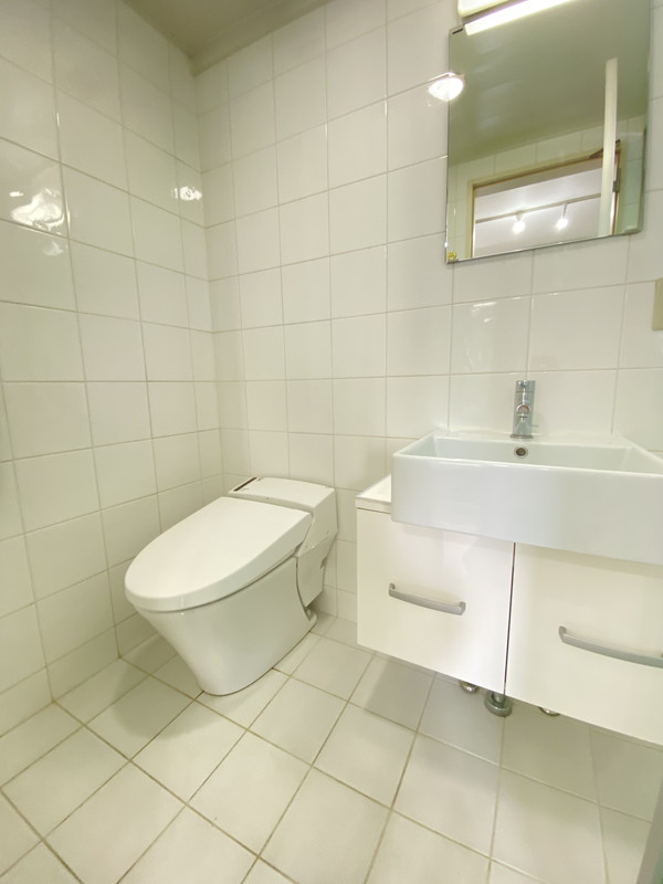 コートTK205の室内4