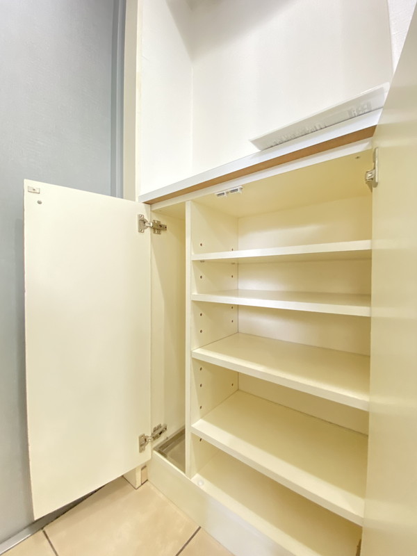 コートTK205の室内9