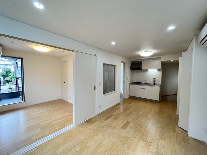 グランエッグス自由が丘W05の室内1