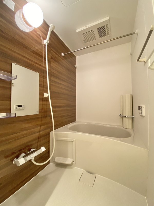 ウェルスクエアイズム三軒茶屋SOUTH202の室内6