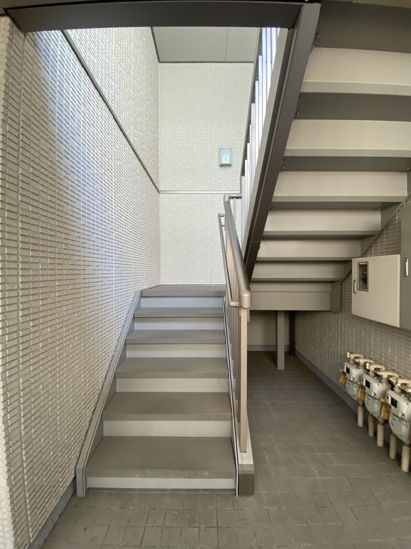 アークトゥルス・R105の室内10