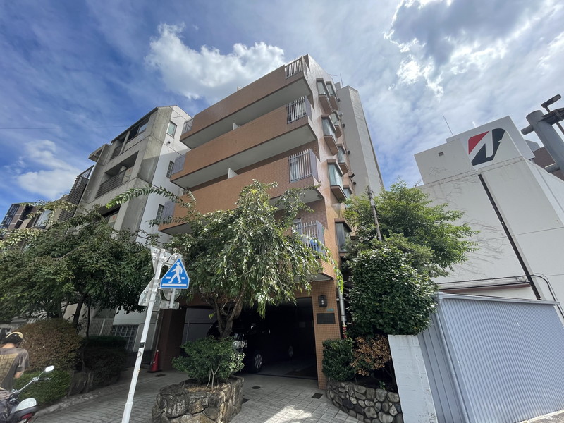 総和ビラ青葉台401の外観