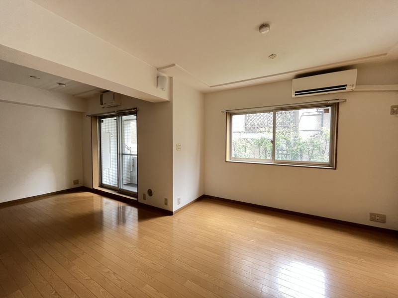 21°de南平台（ニジュウイチドデ南平台）102の室内2