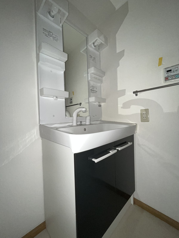 21°de南平台（ニジュウイチドデ南平台）102の室内8