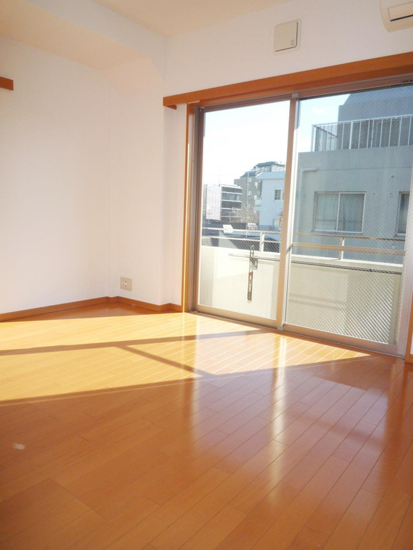 マナアイナ504の室内7