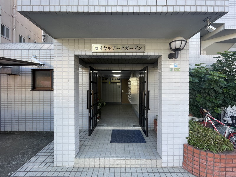 ロイヤルアークガーデン303の室内2