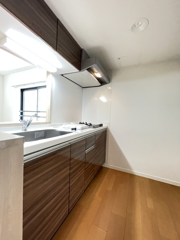 ウェルスクエアイズム三軒茶屋SOUTH301の室内3