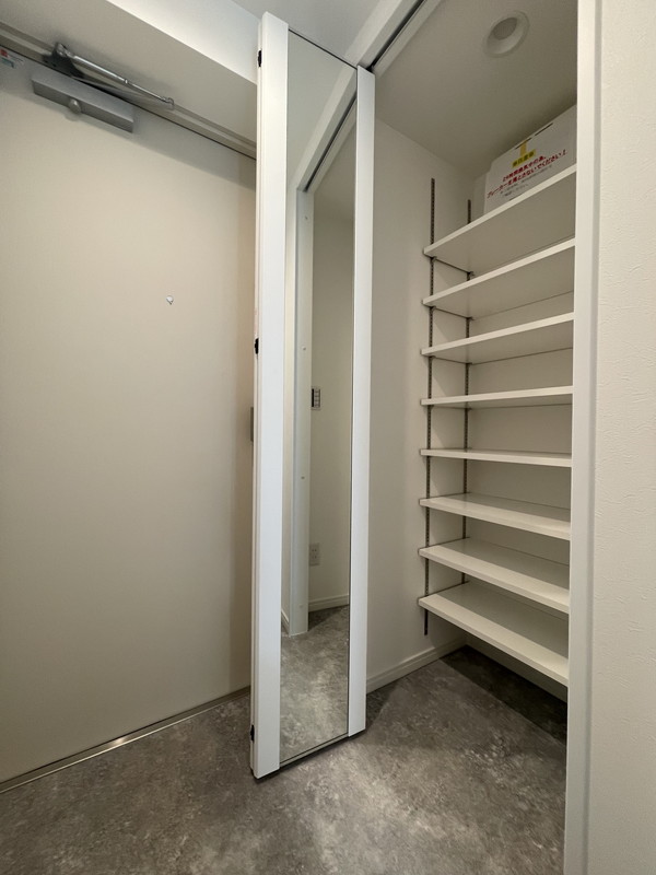 エルファーロ目黒Ⅰ403の室内10