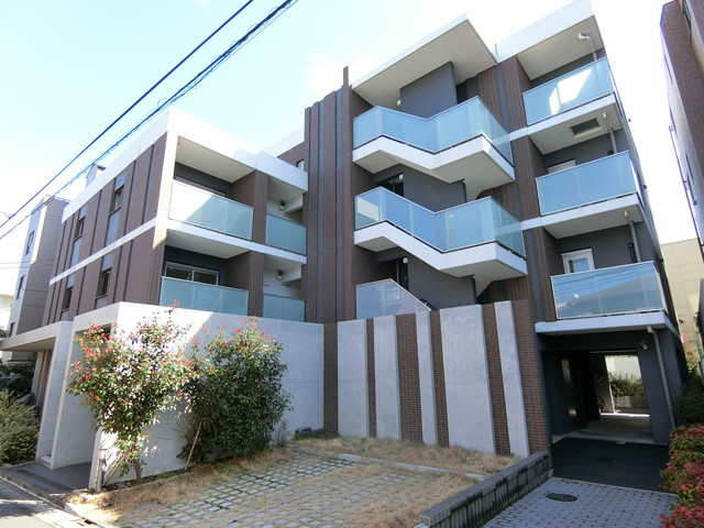 インペリアル弦巻107の外観