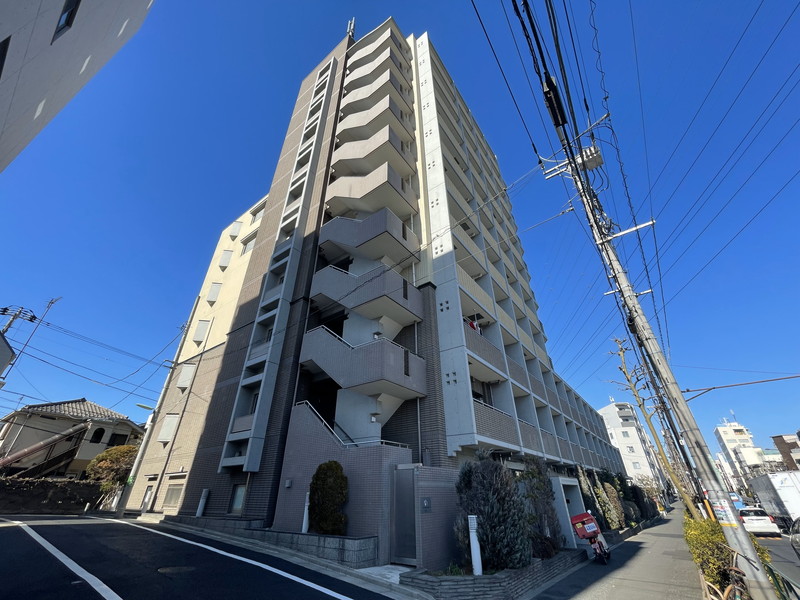 コンフォリア下北沢223の外観