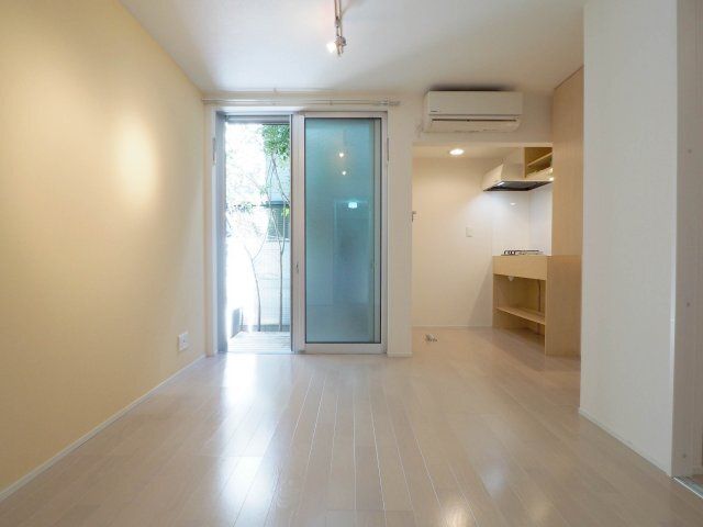 ランドプレックス桜新町101の室内4