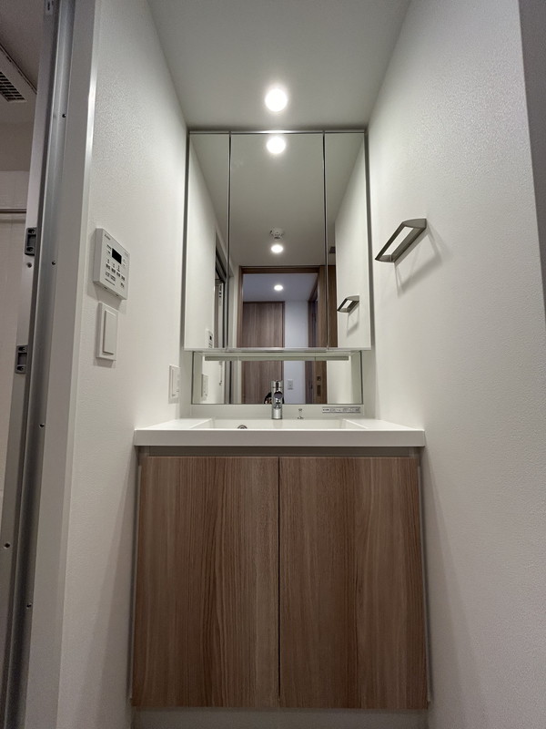 イプセ代々木上原Residence201の室内8