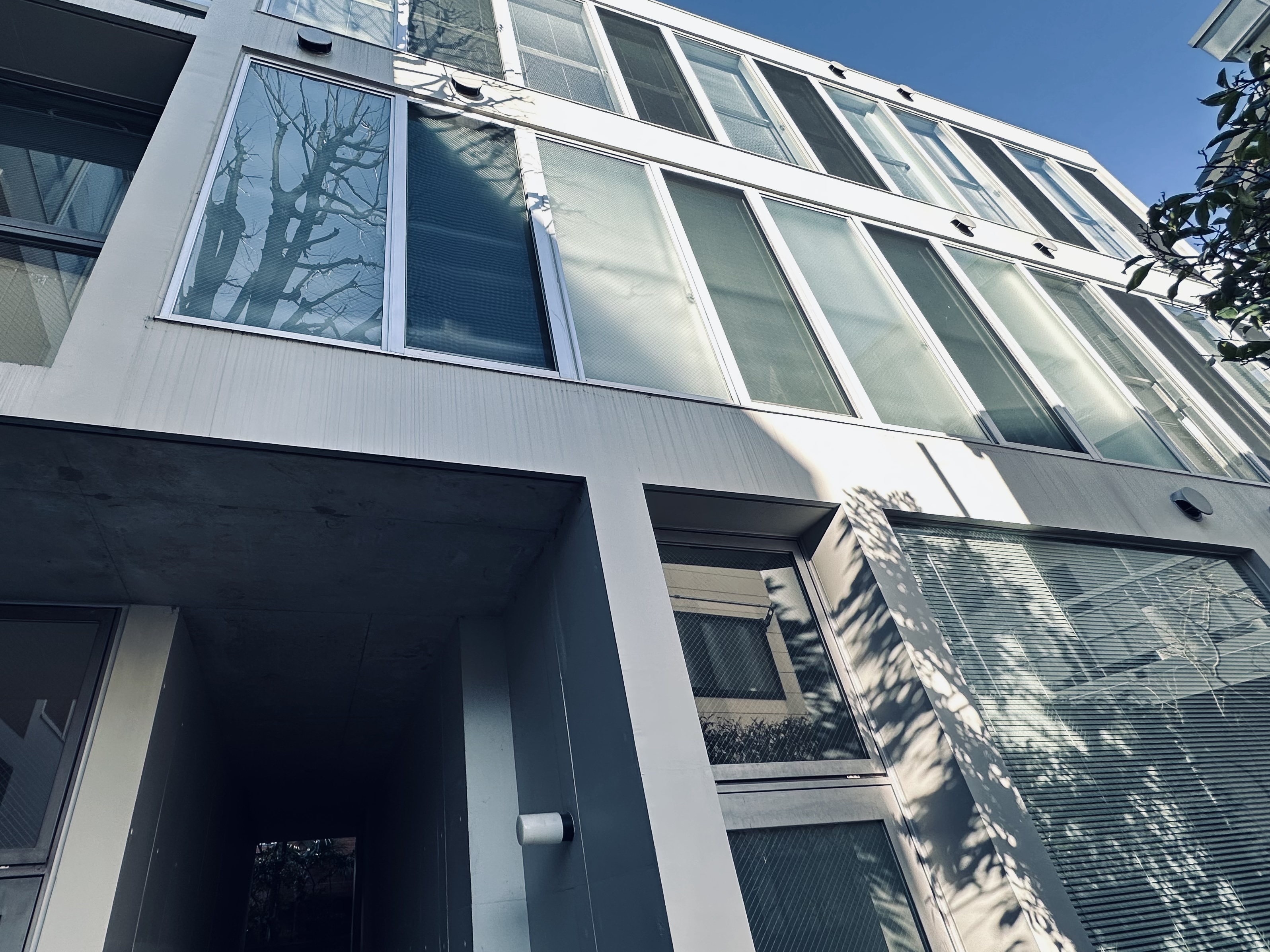 a place by Wine Apartment(エイ・プレイス・バイ・アパートメント)302の外観