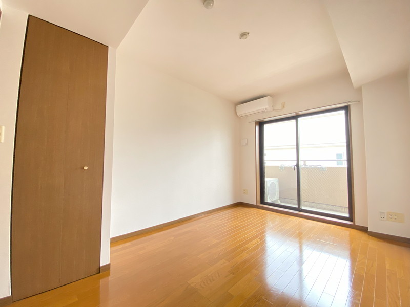 ティアラ三軒茶屋202の室内3