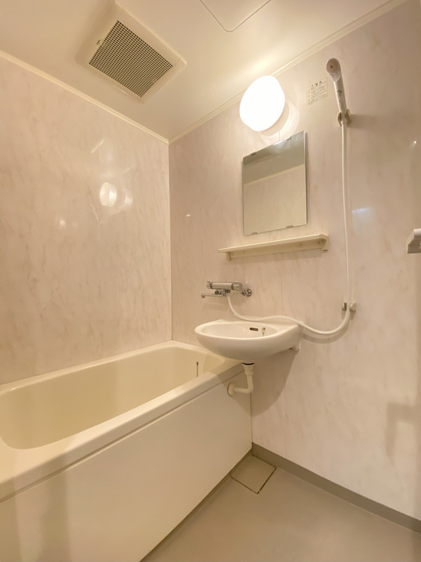 ティアラ三軒茶屋202の室内6