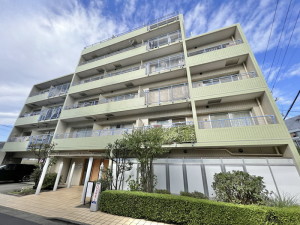 東急ドエル・キルト三軒茶屋308の外観