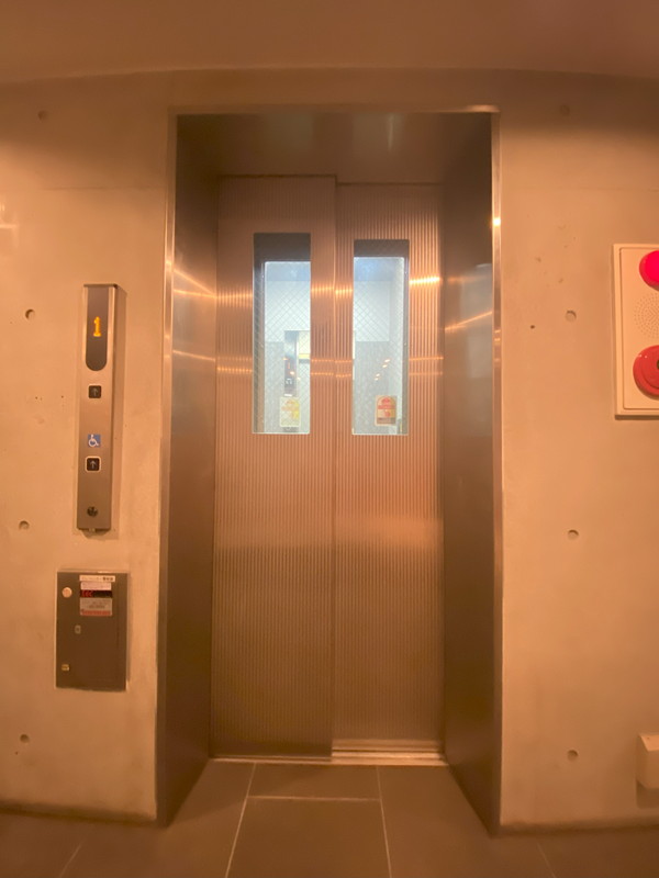 GC用賀208の室内15