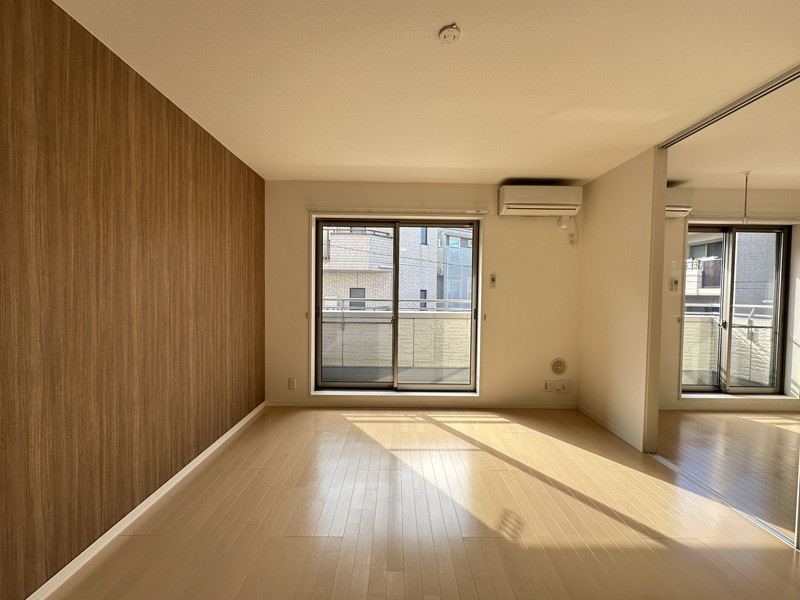 ラテール東山305の室内3