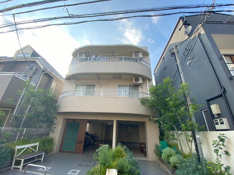 リフィオ三軒茶屋3-Cの外観