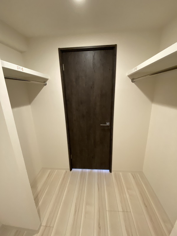 シュトラーレ神山町1301の室内11