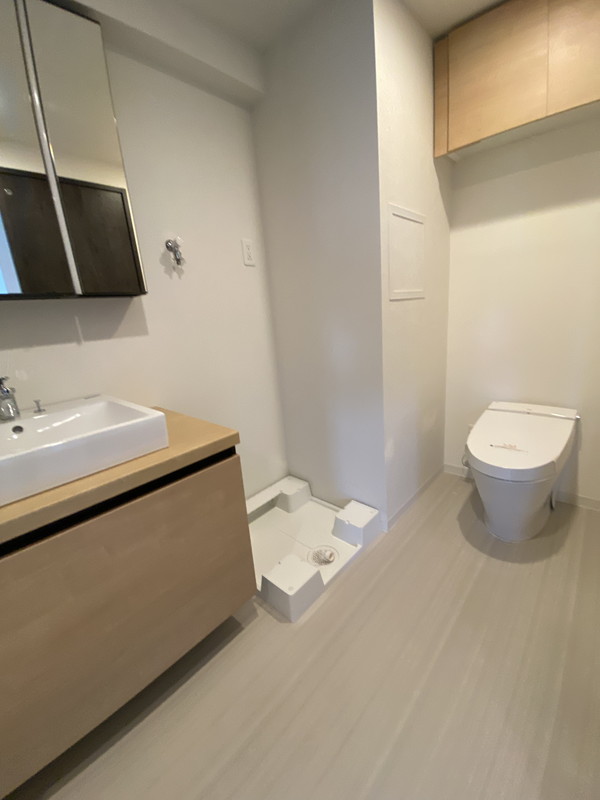 シュトラーレ神山町1301の室内7