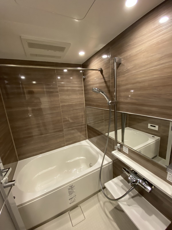 シュトラーレ神山町1301の室内8