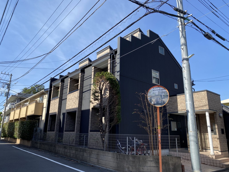 アルト鷹番101の外観