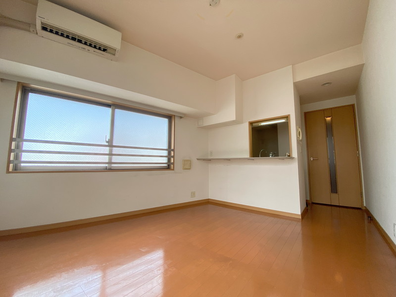 プラティーク三軒茶屋701の室内1