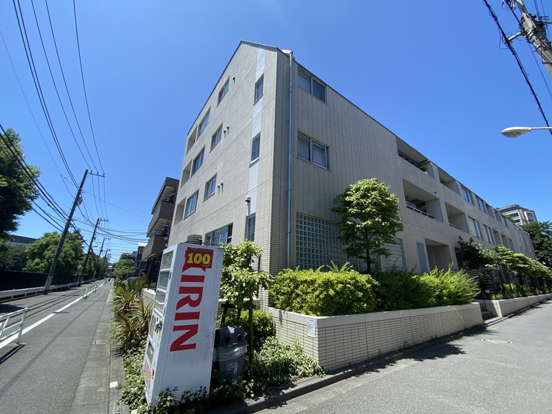 KDXレジデンス西原104の室内1