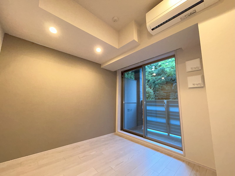 ザ・パークハビオSOHO代々木公園213の室内1