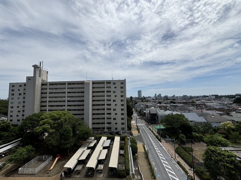 馬事公苑前ハイム2号棟701の室内1