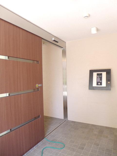 キャステリーノ三宿206の室内11