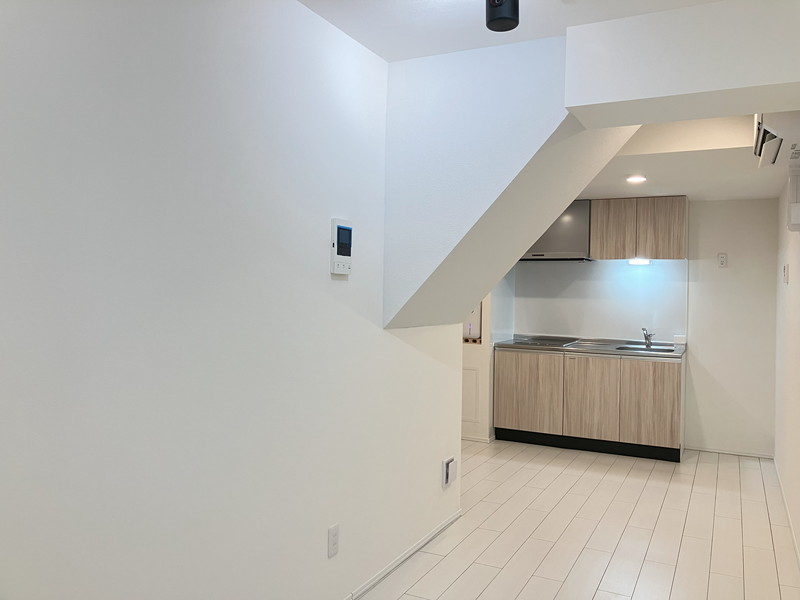 プレジール三軒茶屋0102の室内4