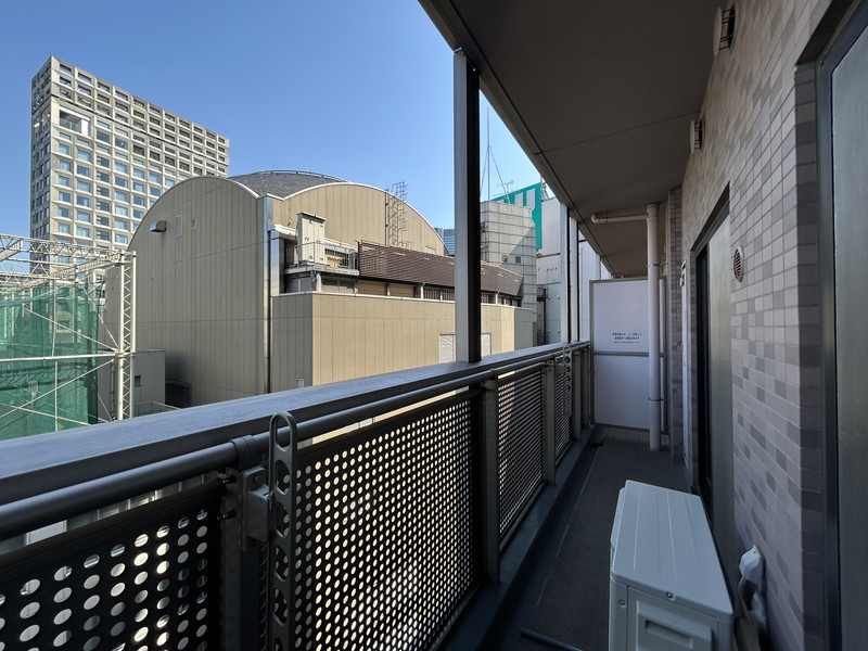 パーク・アヴェニュー神南403の室内2