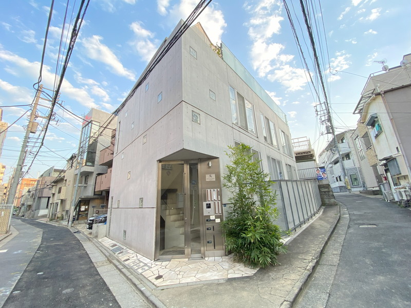 シルバラード広尾202の外観
