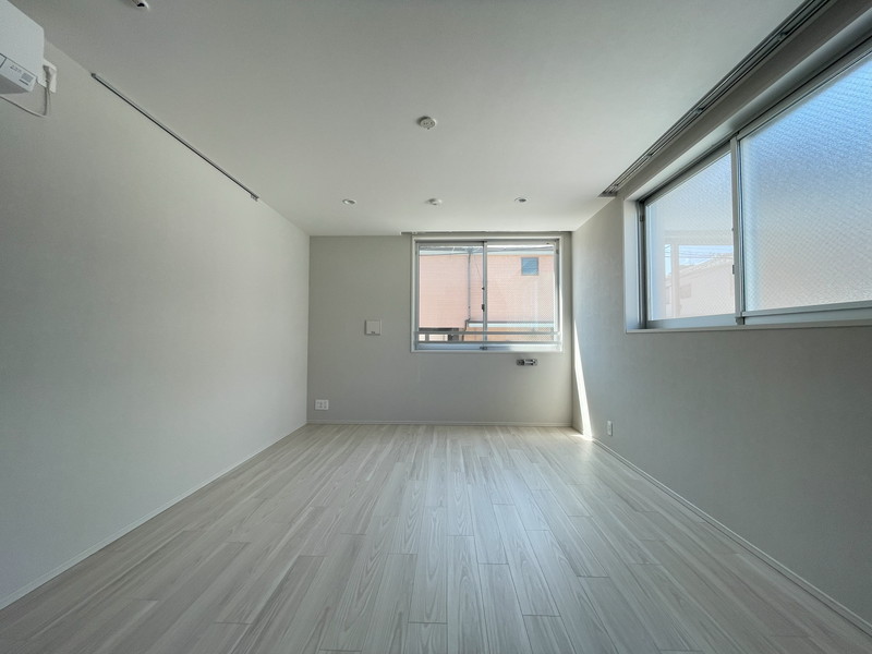 ルミークアン上原206の室内1