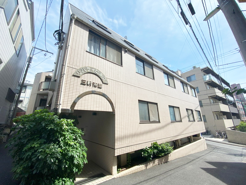リバティヒルズ三軒茶屋206の外観