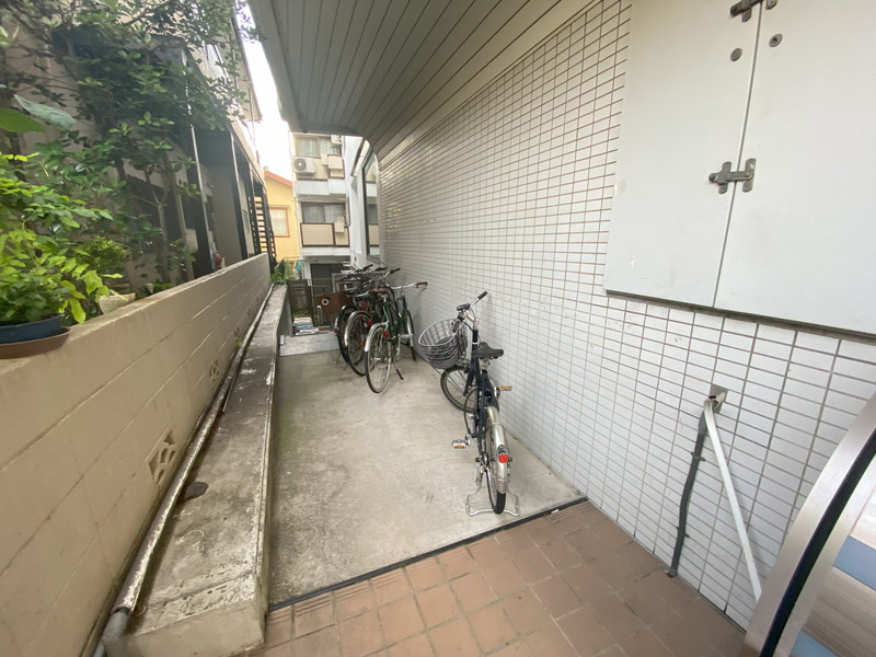 レザン池尻大橋302の室内17