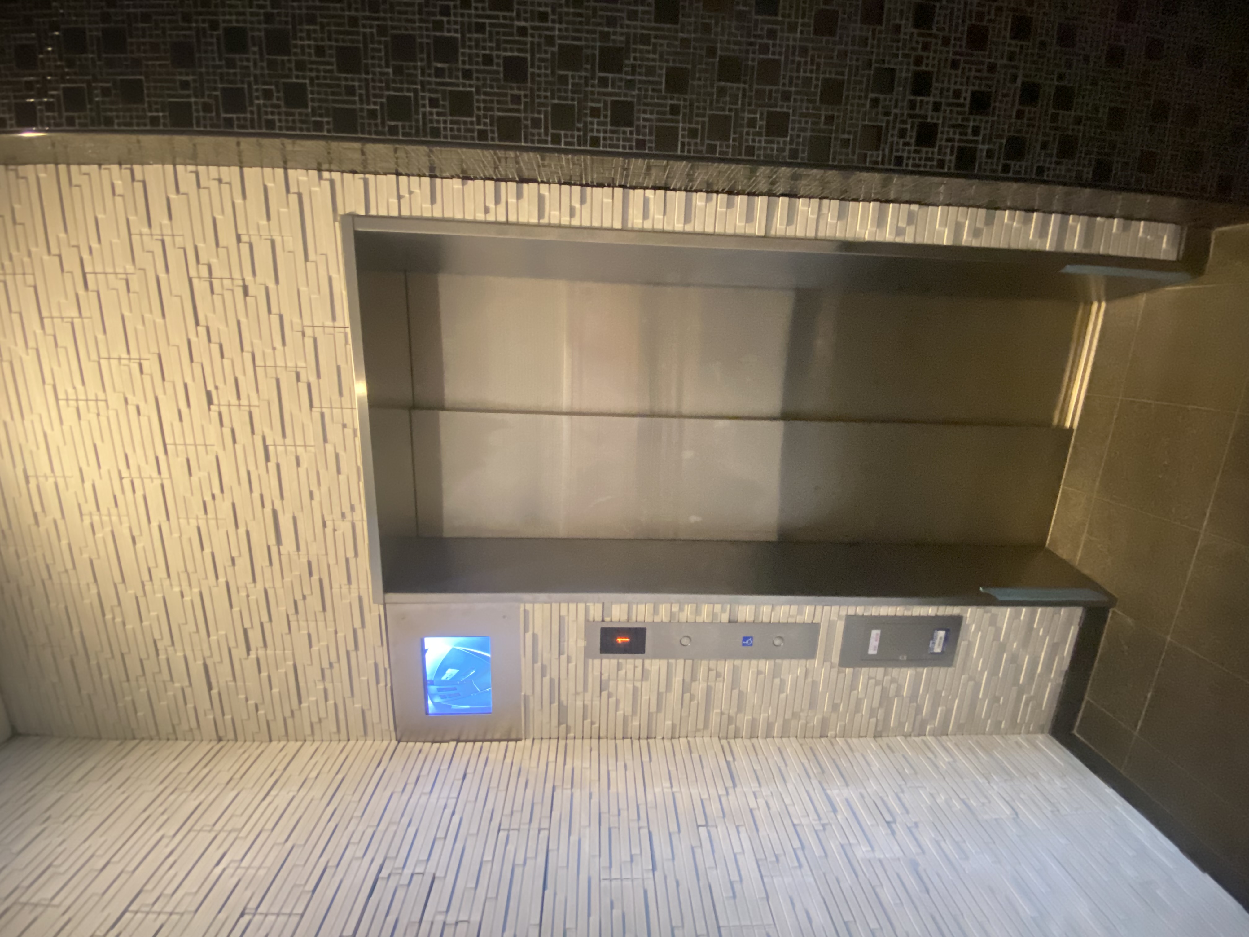 グランスイート渋谷桜丘町1001の室内11