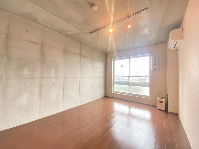 GC用賀203の室内2