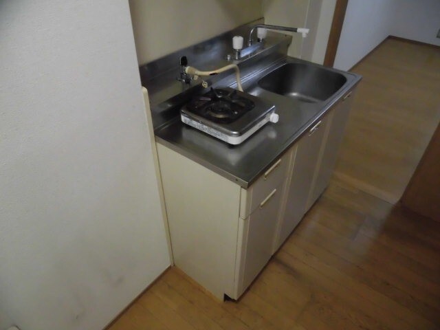 コートアオイ205の室内3
