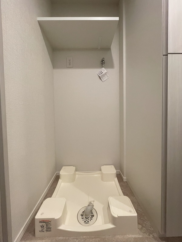 LUMIEC SANGENJAYA（ルミーク三軒茶屋）303の室内10