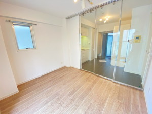 プライムアーバン三軒茶屋306の室内1