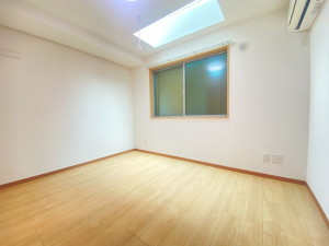 プライムガーデン桜新町104の室内2