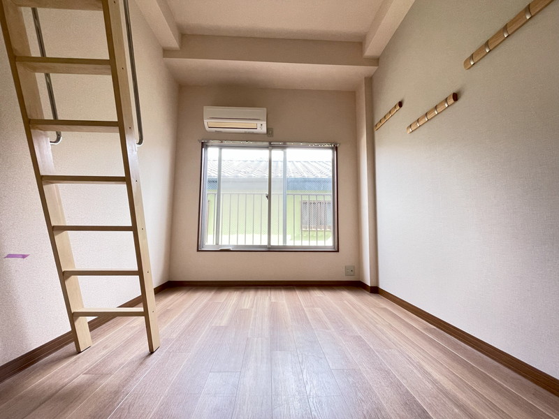 アーバ・ハイツ若林315の室内1