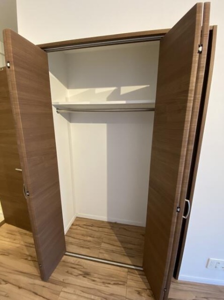 88.AOBADAI402の室内10