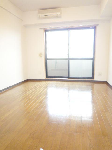 プレール中目黒1102の室内2