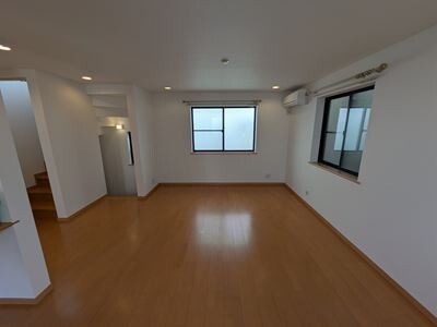 鷹番2丁目戸建1の室内1