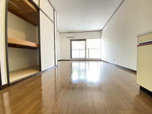 エクセル下馬204の室内1